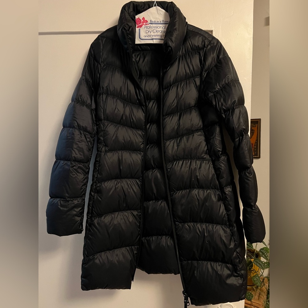 Uniqlo Women's Midnight Blue Puffer Coat